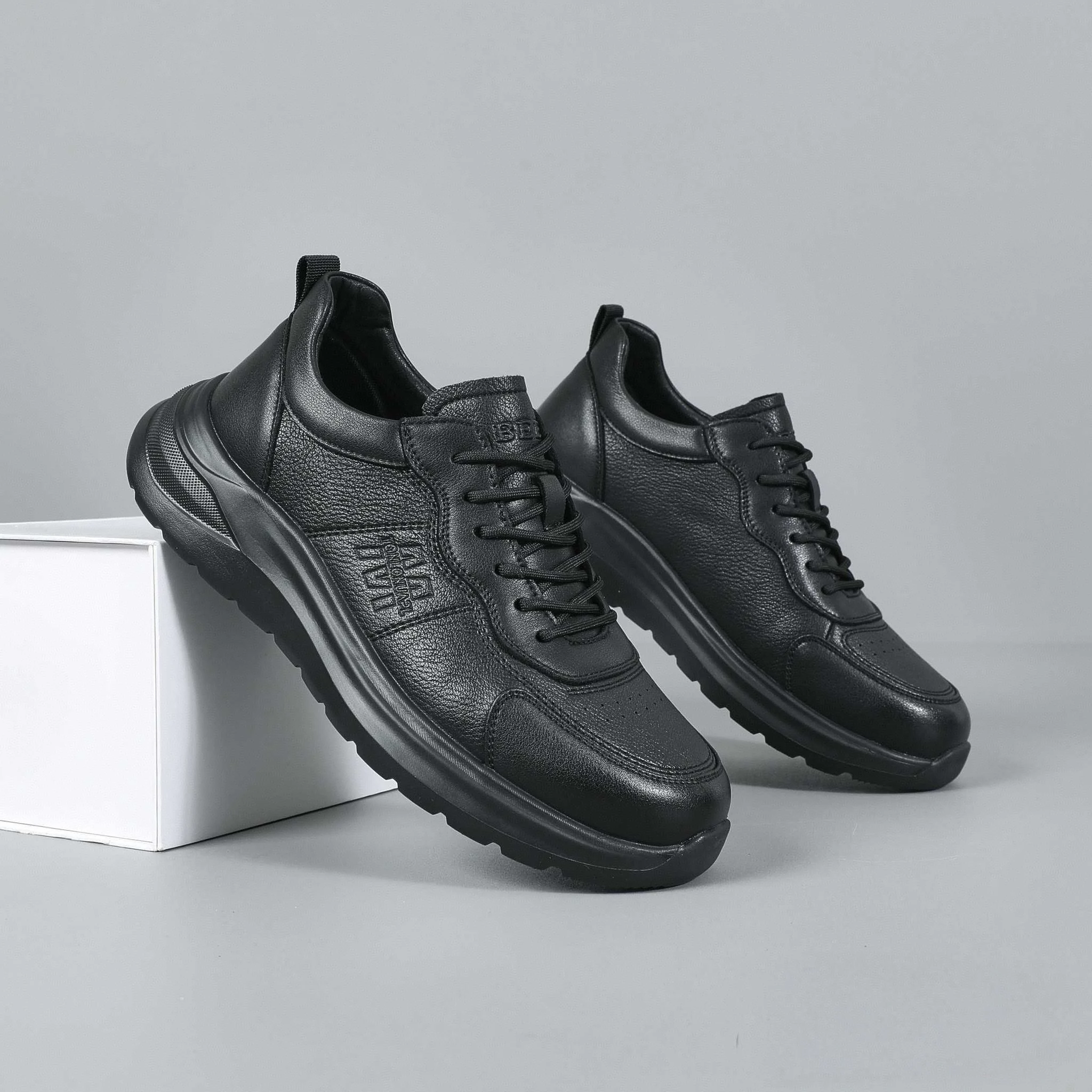 chaussures-decontractees-a-enfiler-pour-hommes-old-sailor-en-cuir-confortable-style-simple-a-talon-bas-et-bout-rond-pour-le-printemps-et-l'automne-disponibles-en-plusieurs-couleurs