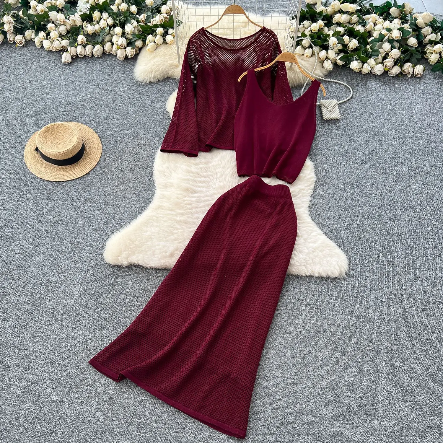 

Женский летний минималистичный вязаный комплект из трех предметов Elder Sister: жилет без рукавов + полая солнцезащитная рубашка + юбка с высокой талией