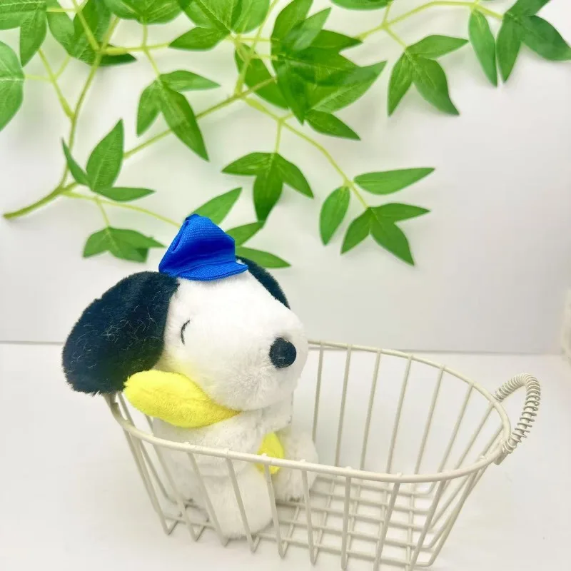 Breloczek Pluszowy Snoopy z Nową Kokardką 2025, Zabawka Szczeniak, Zawieszka do Torby, Ozdoby dla Kobiet i Mężczyzn, Prezent Urodzinowy