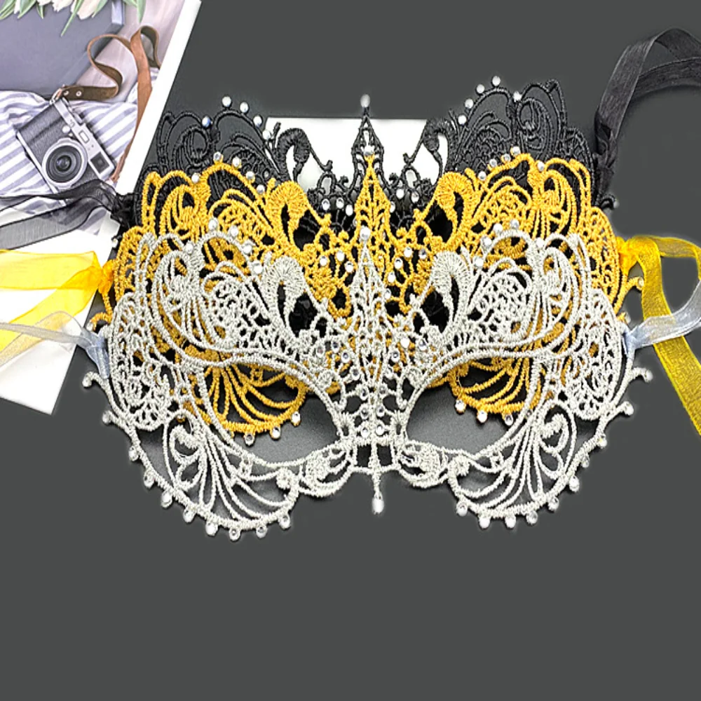 Sexy Diamonds Eye Mask Makeup Ball Hollow Lace Face Mask With Ribbon Princess Mardi Gras Masquerad Cosplay Prom Props Costume