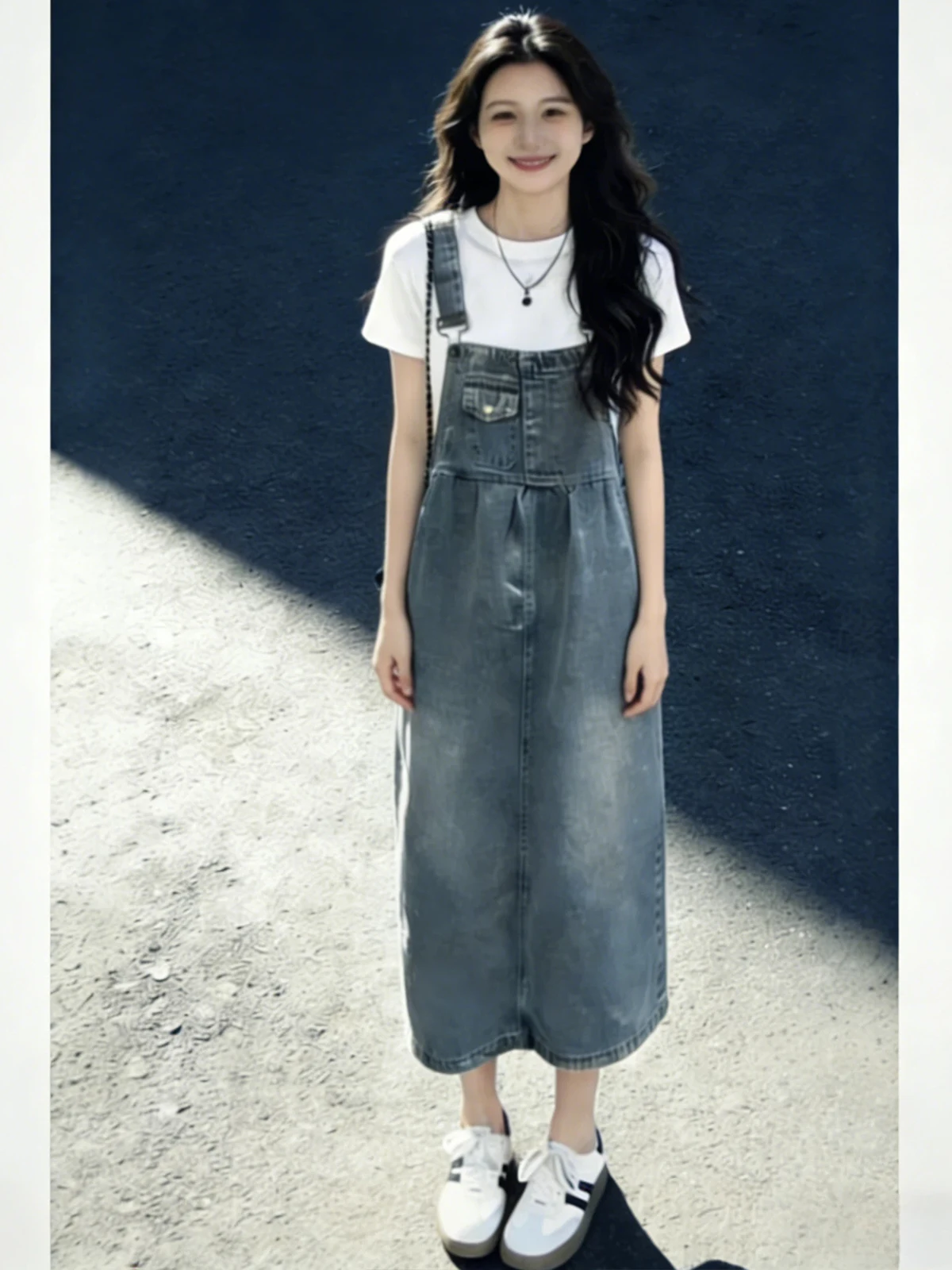 

Retro Blue Denim Halter Dress Women's Summer New Casual Versatile Anti-Aging Small Size Matching Mid-Length Dress