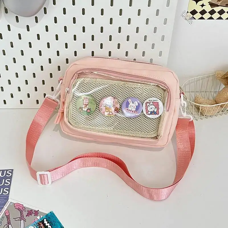 Neue Süße Mini-Ita-Schultertasche für Mädchen, Transparente Comic-Tasche, Kleine Crossbody-Tasche für Handy, DIY-Display-Puppen-Abzeichen-Handtasche – Detail 3