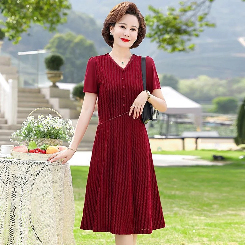 

2024 Middle aged Mom's Temperament Dress, Happy Grandma's Wedding Banquet, Summer Dress, New Women's Noble Wedding Dress, Skirt