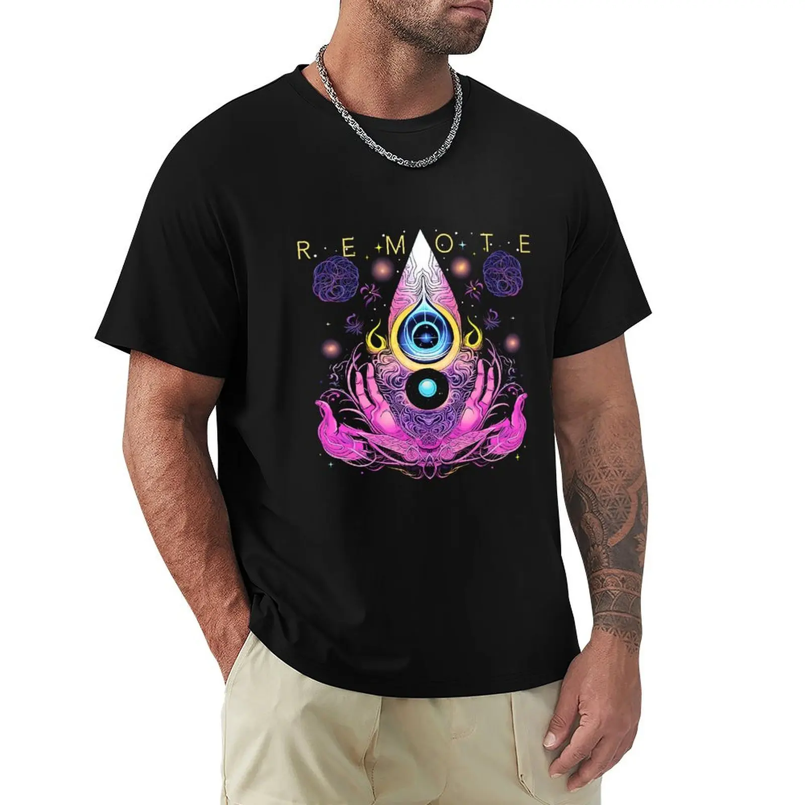 Remote Podcast Thumbnail T-Shirt Work Outdoor Short Sleeve Tee