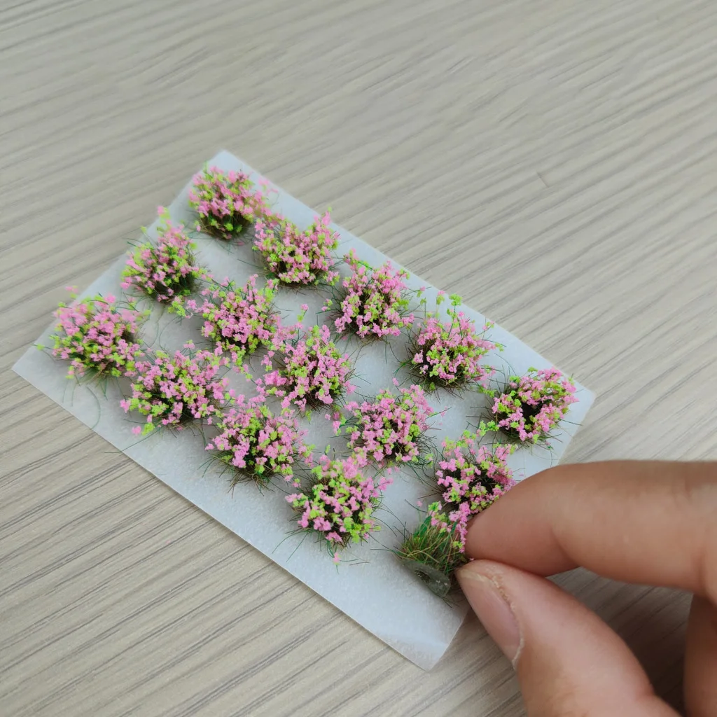10mm Flower/Grass Cluster Model Kit for Miniature Building Sand Table DIY Handmade Flower Plant Materials Diorama 15pcs/box