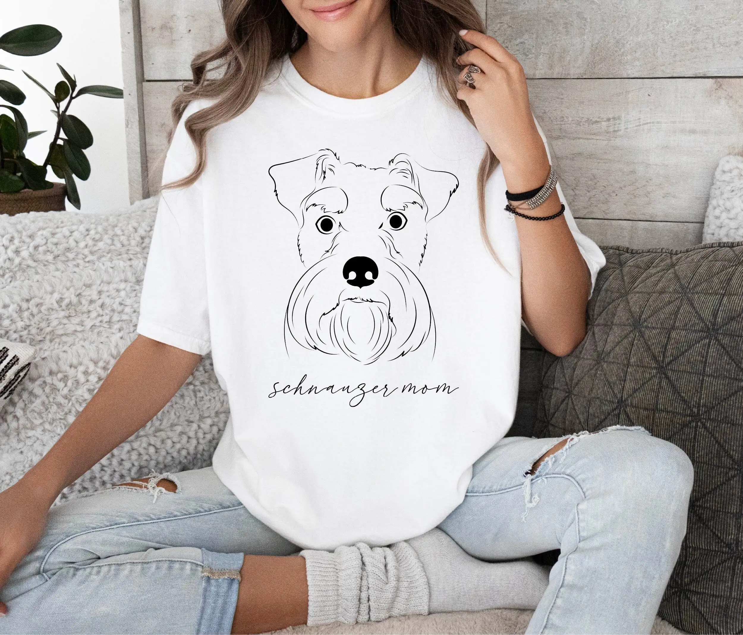 Schnauzer Mama T Shirt Dog Lover Giant s Mother's Day