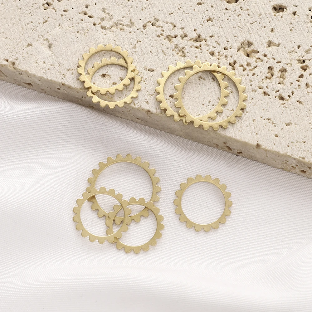生真鍮サークル,機械式,20個,スチームパンク,ギア,ペンダント,ジュエリーブレスレット,ネックレスを作るためのアクセサリー