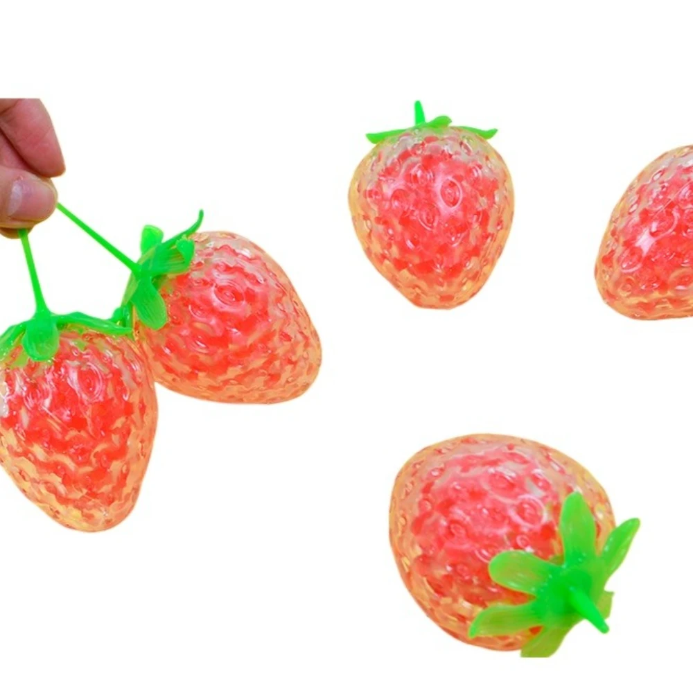 ของเล่นบีบสตรอว์เบอร์รี่บีบคลายความเครียดของเล่นประสาทสัมผัสสำหรับผู้ใหญ่เด็กความวิตกกังวลการเด้งกลับช้าออทิสติกของขวัญปาร์ตี้