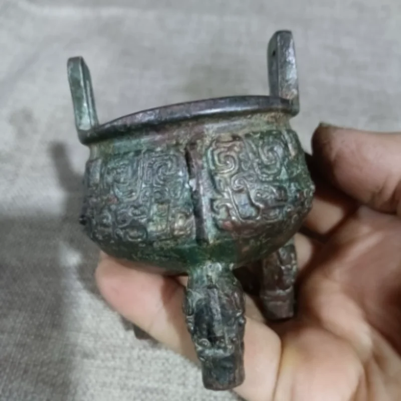 Chinese antique copper collection mini tripod Cauldron retro handicraft home living room desktop ornaments