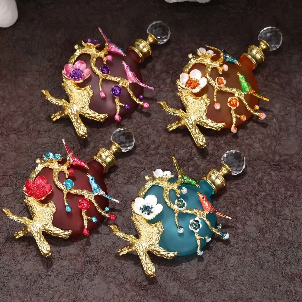 

Creative 30ML Bottle Crystal Cap Empty Bottle Essential Oil Bottle Luxury Pipe Dispenser Wedding Decoration Gift