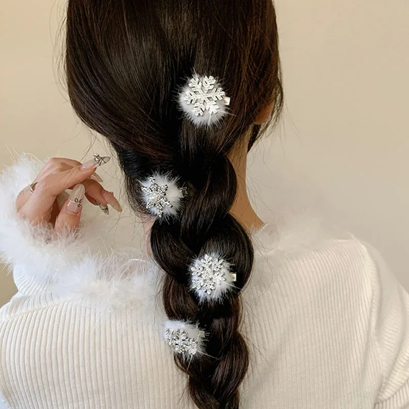 2pcs Plush Snowflake Hair Clips for Girls Sweet Exquisite Rhinestone Bow Duck Down Clip Fashion Hair Accessories Christmas Gifts