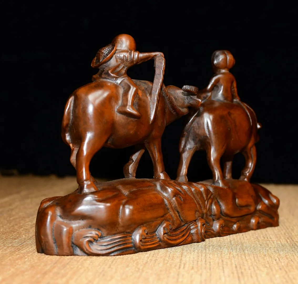 7 "المجموعة الشعبية قديم خشب البقس الراعي رعي الماشية الصبي عذراء الطفل البراءة وممتعة تمثال الثور تاون هاوس