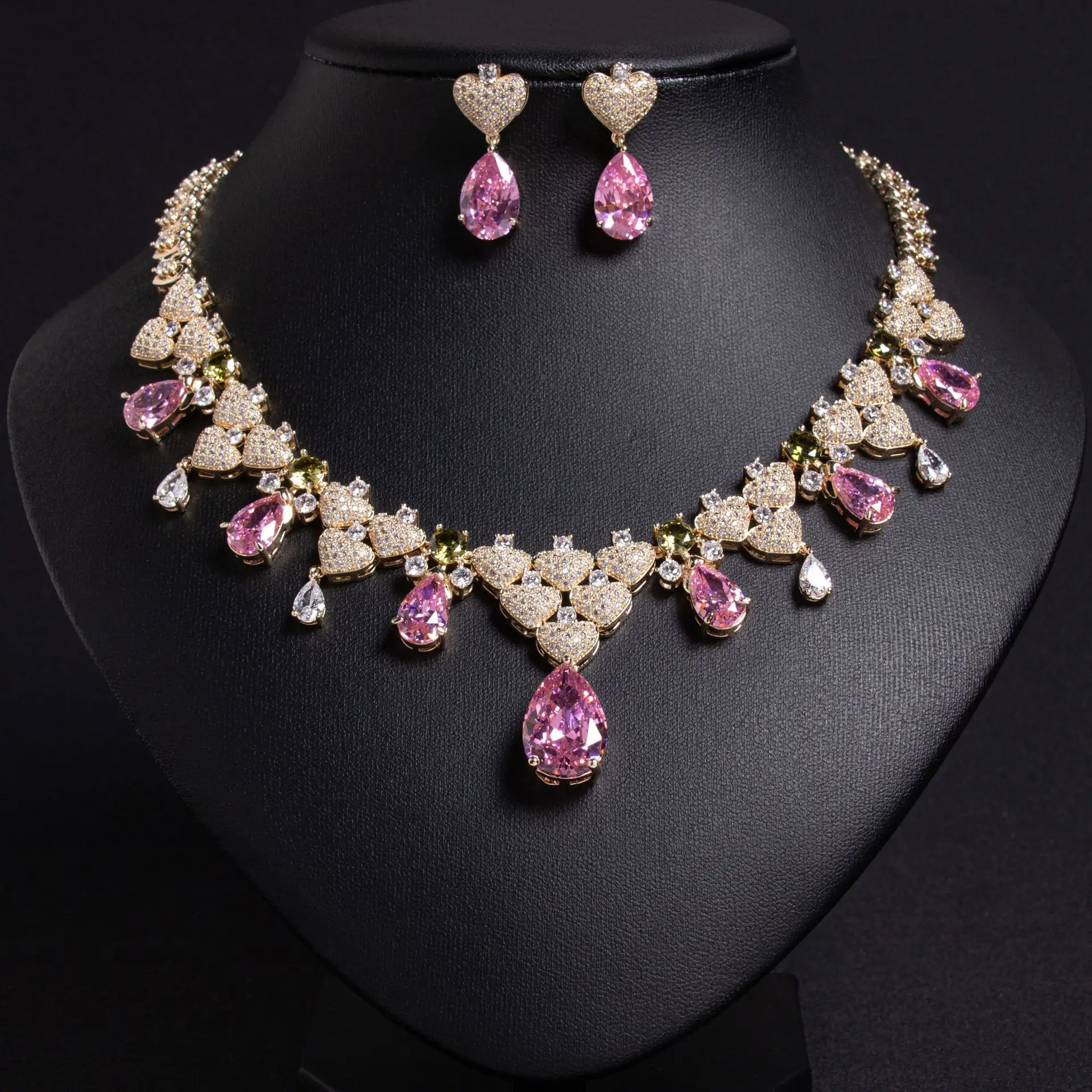 

Cross-border new color zircon flower leaf water drop zircon necklace earrings set light luxury heavy industry collarbone chain w