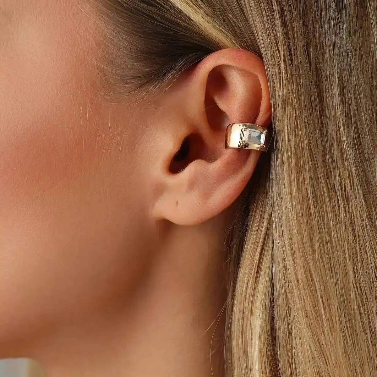 SHIXIN Fashion Exquisite Glass Drill Geometric C-Shape Clip Earrings Women Simple Charm No Piercing Metal Ear Jewelry Accessor