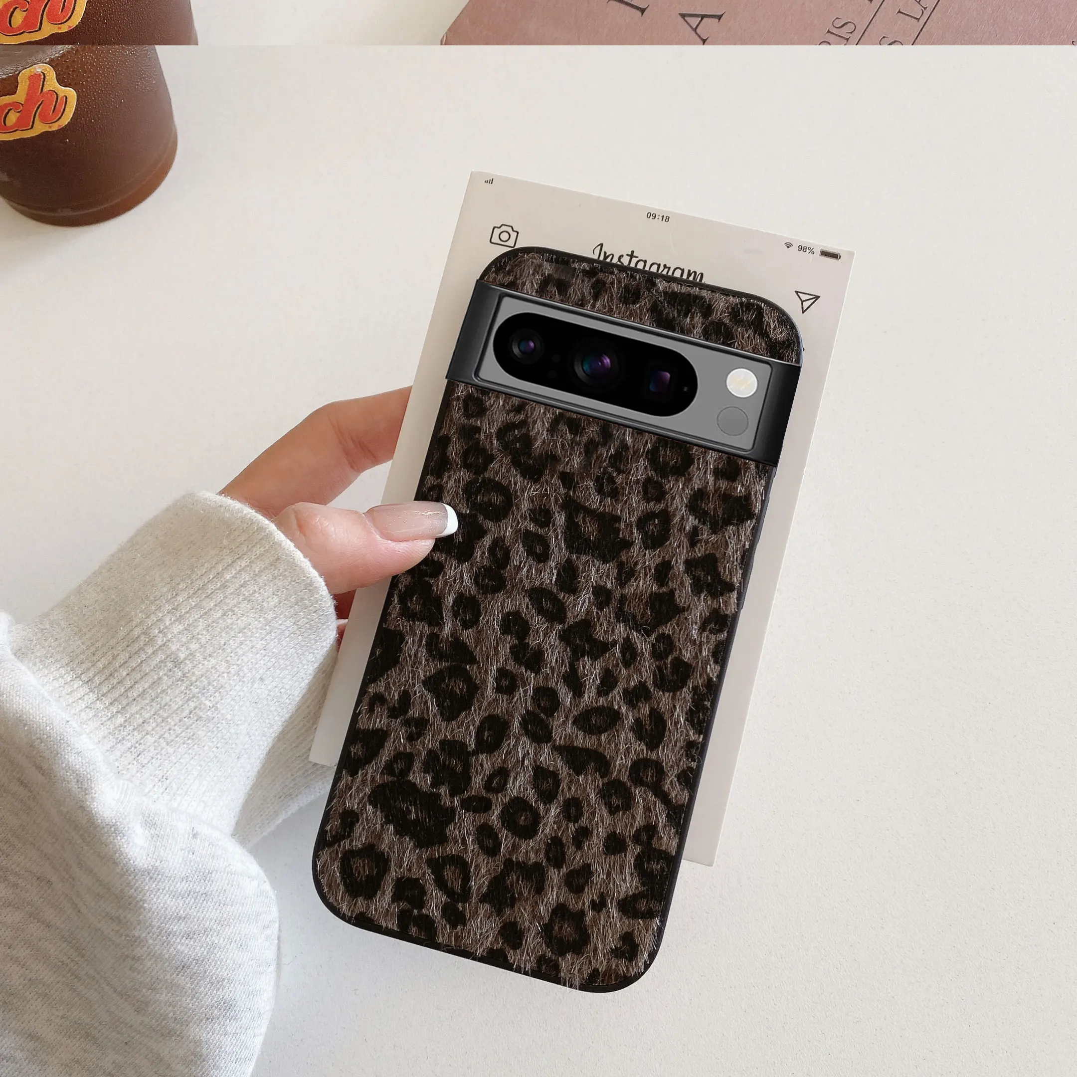 Fashion Retro Leopard Print Plush Textured Phone Case for Google Pixel 10 9 Pro XL 6Pro 7Pro 8Pro 7A 8A 9A 6A Protective Cover