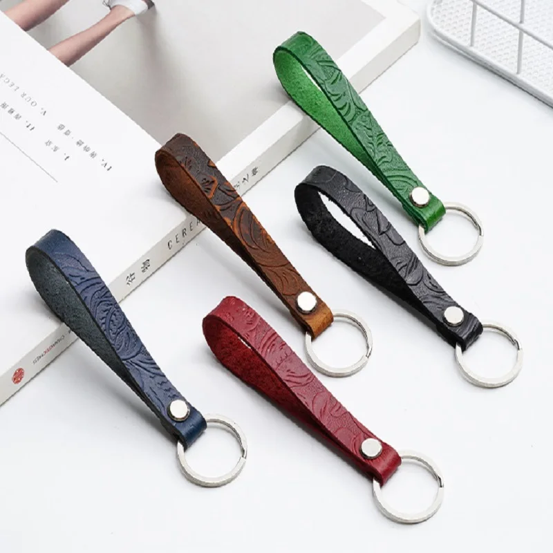 Personalized Engraved Key Chains Vintage Leather Car Keychain Accessories Luxury Design Embossed Wristband Key Storage Keyring