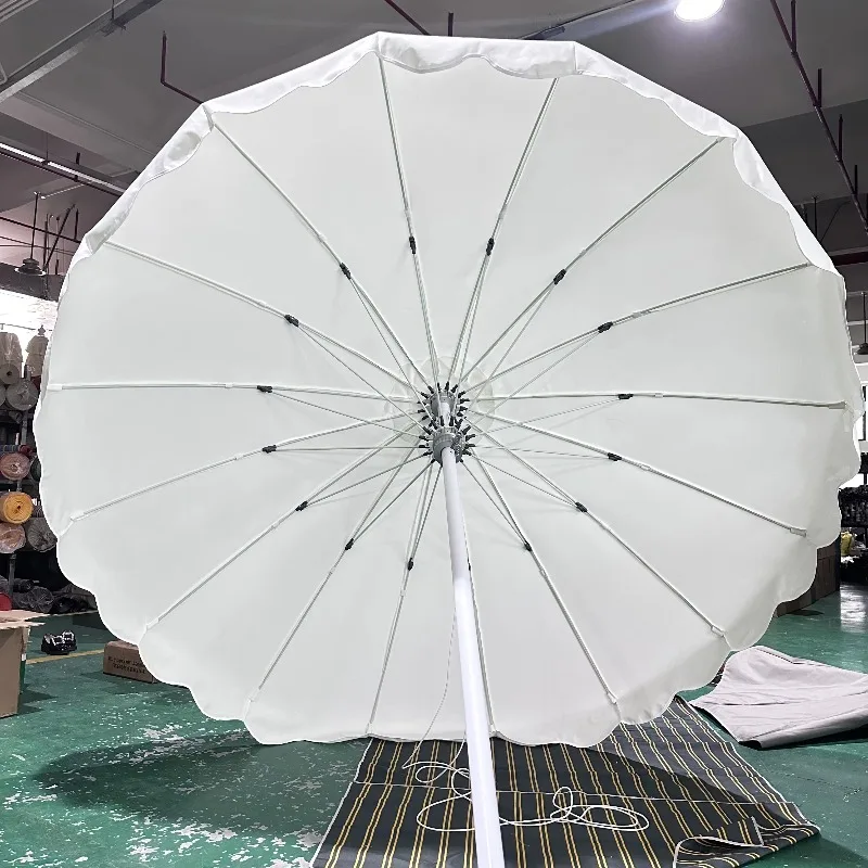 Hot Selling Modern Outdoor Furniture Parasols Wedding Roadside Beach Parasols for Garden Hotels Rainproof and Windproof