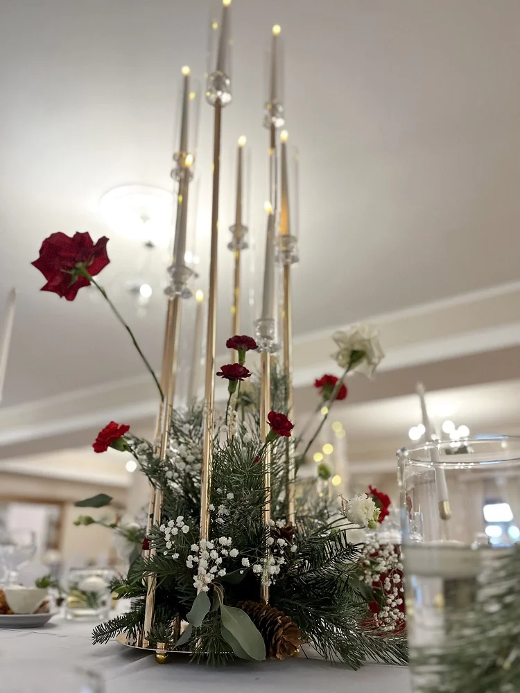 

10 sets of acrylic candlesticks, metal candlesticks, vases, wedding tables, center brackets, road leads for party decoration