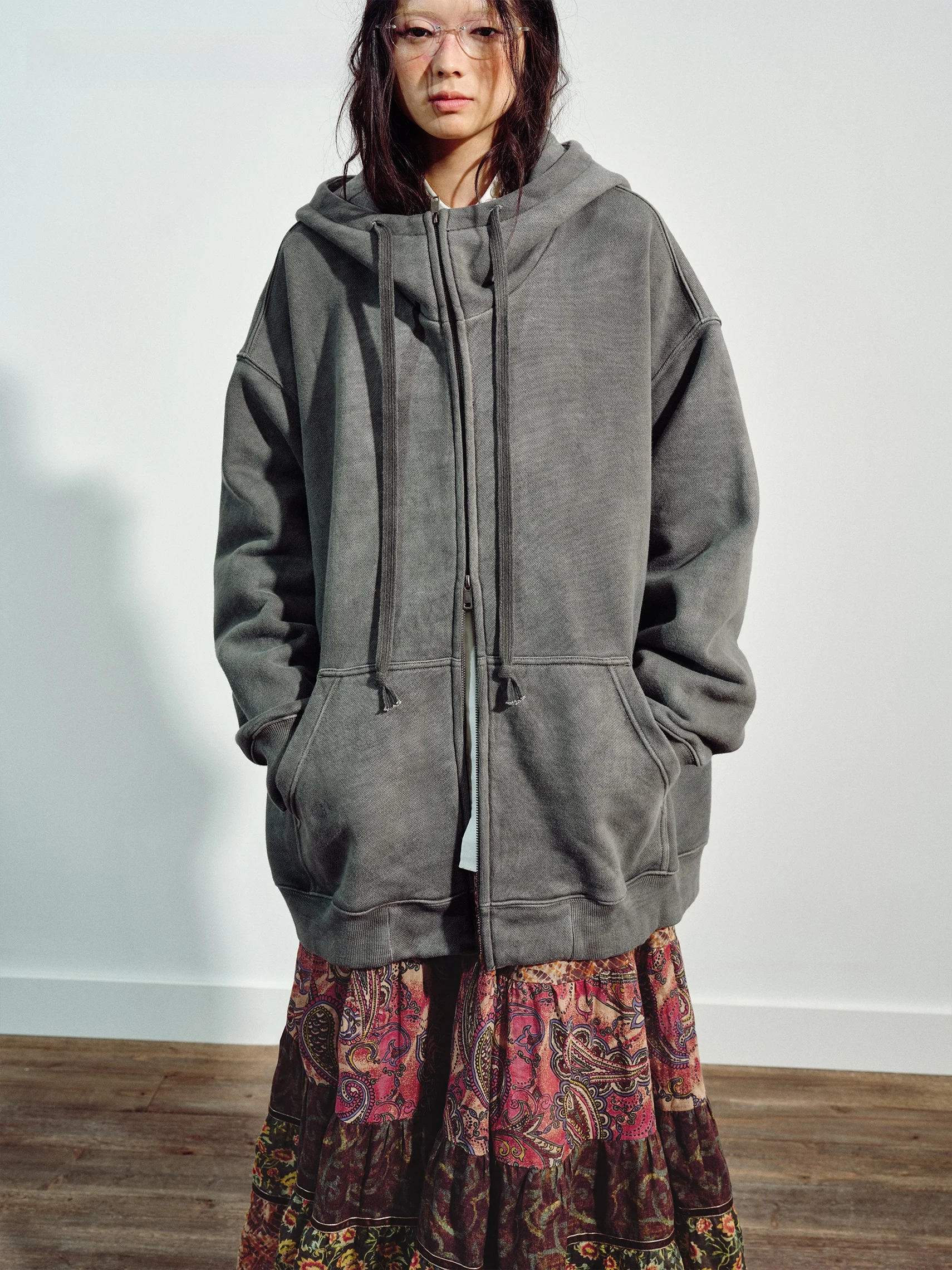 VERMO Vintage Classic Hooded Sweatshirt Cardigan Dyeing Fading Funnel Neck Coat for Women Loose Fit Long Sleeve Zipper