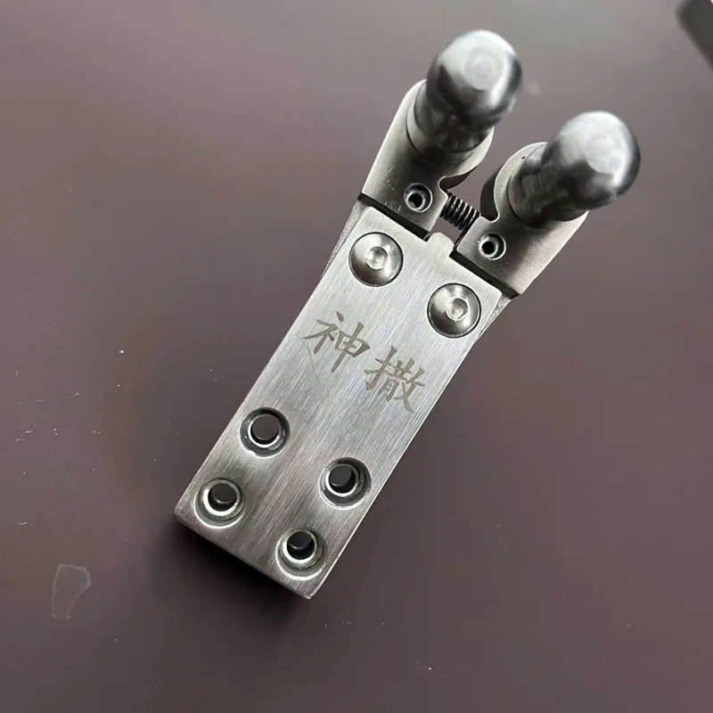 Outdoor Sports Alloy Spreader, Two-axis Linkage, Stainless Steel, Automatic Reset, Adjustable