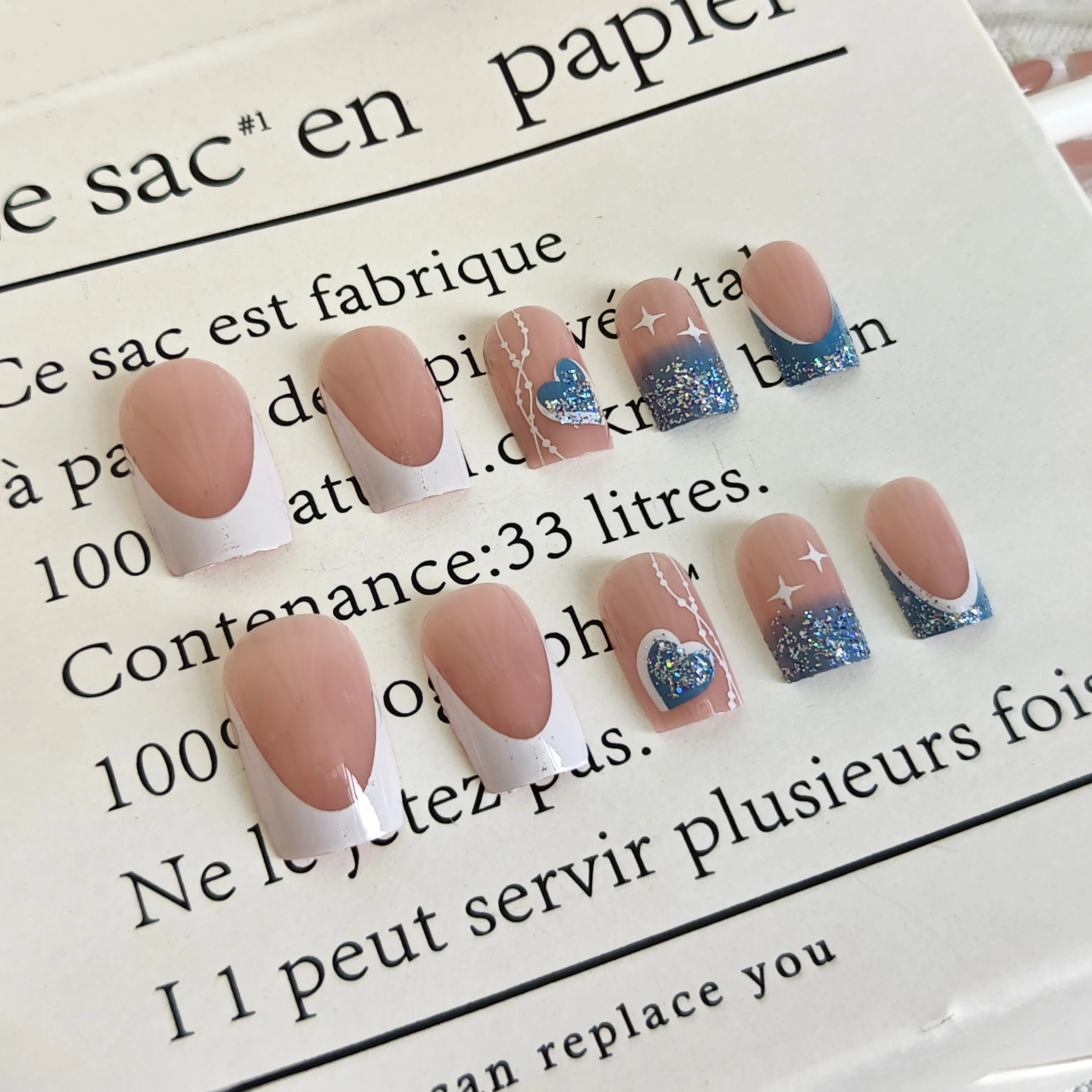 24pcs French Glitter Nails Heart Print European Square-Shaped Euro-American Fashion Style Press-Ons Medium Length & Mix Sizes