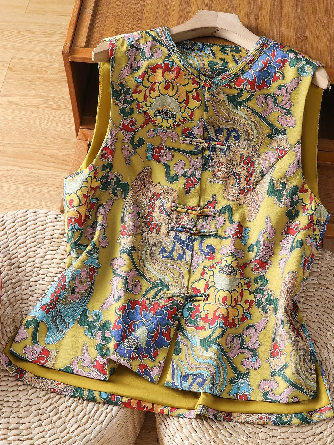 Gilet versatile di grandi dimensioni Faion da donna 2025 Stagione autunnale Chiusura a bottone singolo Lunghezza regolare Altro materiale 00%