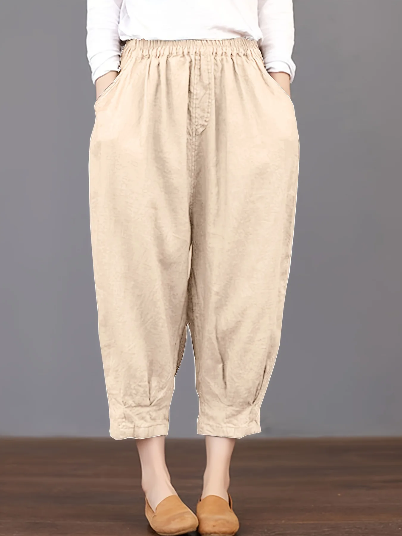 Women's Elastic Waist Pleated Baggy Cropped Pants Ruched Cuff Casual Loose Fit Calf-Length Jogger Style Bottoms