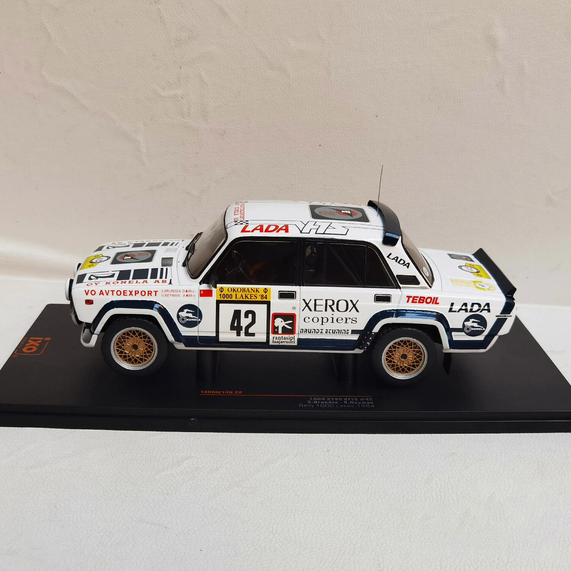 There Is A Rubber Watermark on The Rear Window Diecast IXO 1/18 Scale LADA 2105 VFTS #42 1984 Alloy Car Model