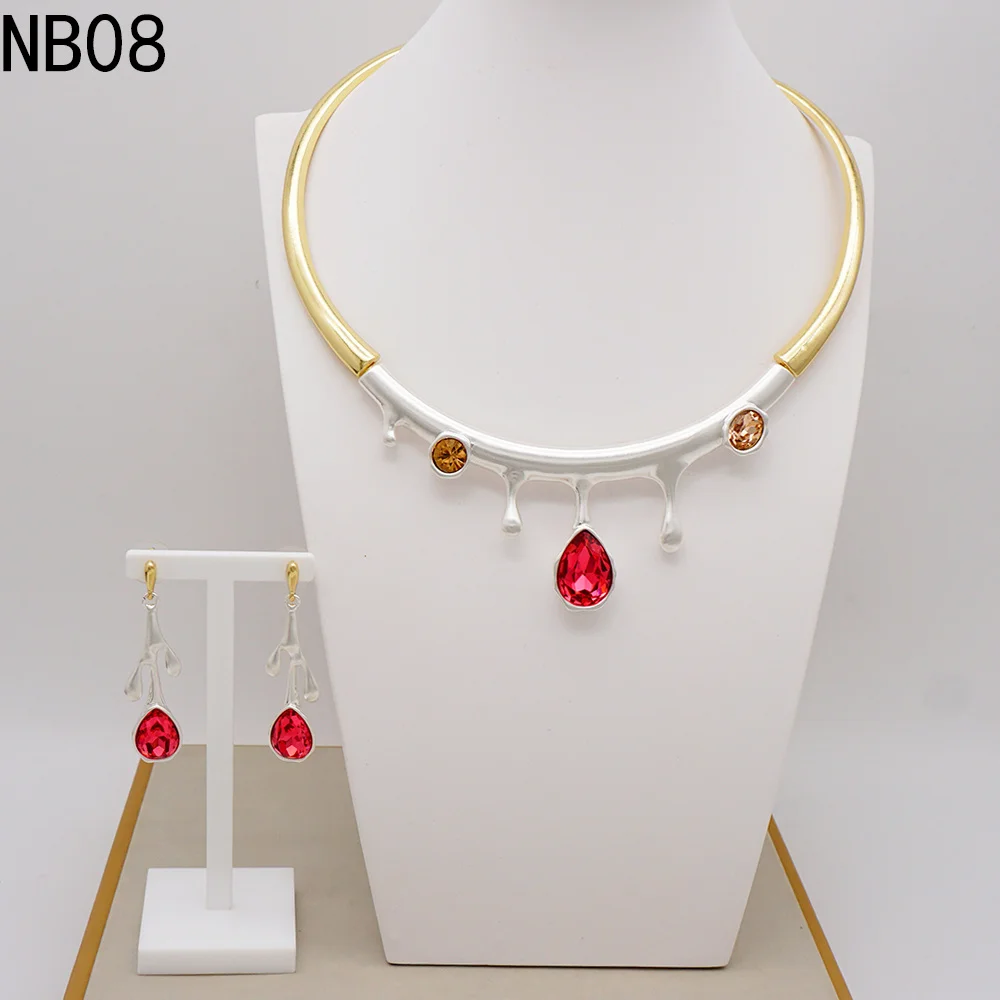 Fashion Jewelry Sets for Women Earrings And Necklace Set Stylish Accessory Combo for Women Elegant Jewelry Kit