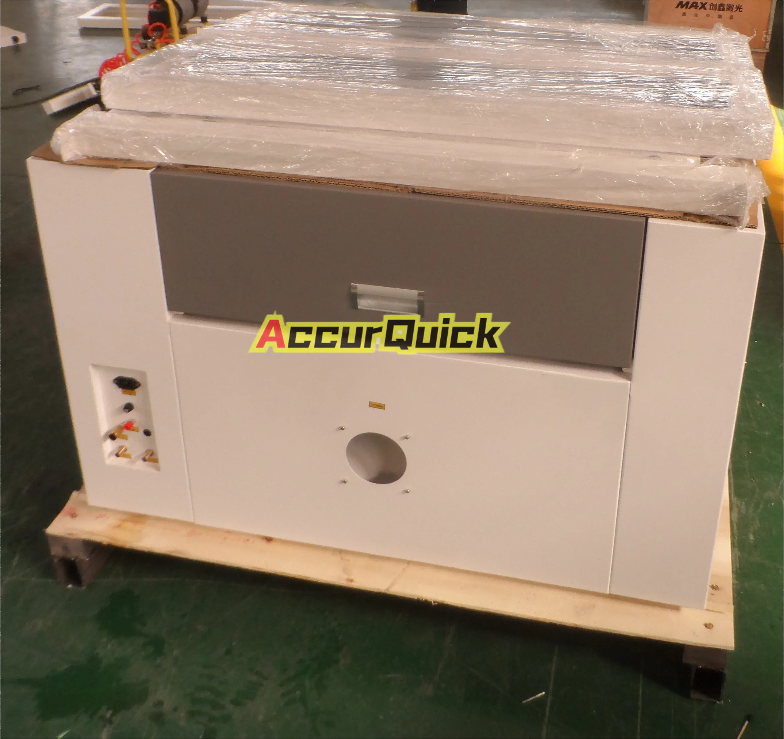 High Efficiency CO2 Laser Engraving Cutting Machine With UP DOWN Table