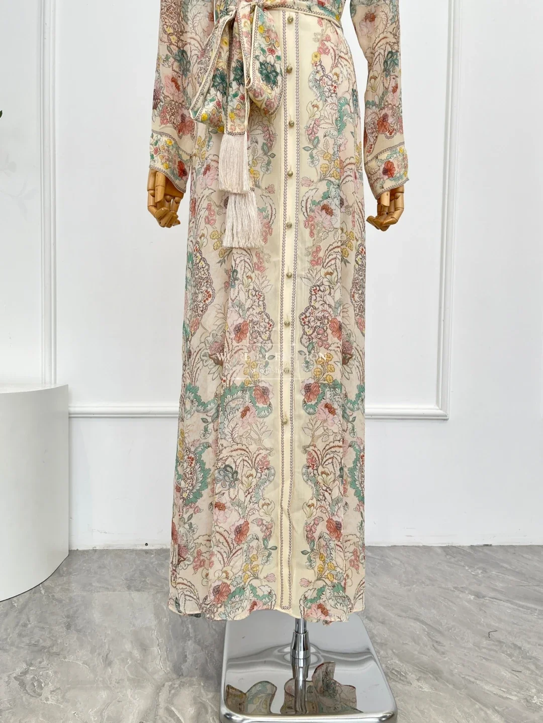 فساتين نسائية حرير كتان 2025 ماكسي جديد أنيق بيج بطبعة زهور وأكمام طويلة #5