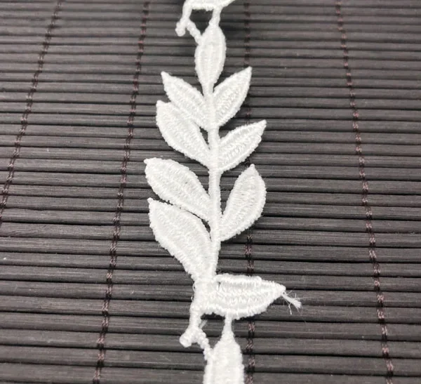 Width:2.3cm (0.92 Inch) Elegant Leaf Trims Lace DIY Water soluble Polyester Lace Garment Curtain Skirt(ss-665)