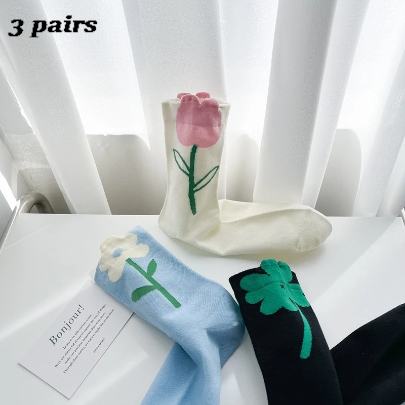 

3 Pairs Women's Socks Pack Japanese Tulip Artistic Kawaii Sweet Middle Tube Socks Comfortable Breathable Cotton Socks Fror Girl