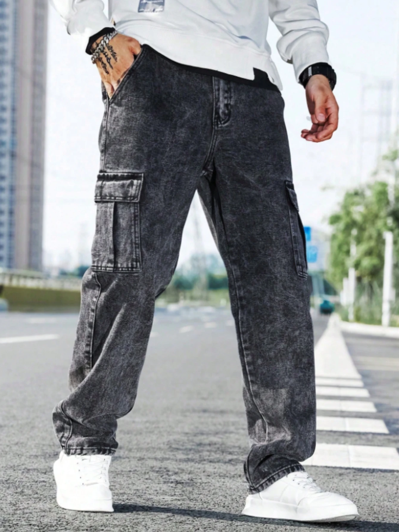 Men Black Grey Snow Wash Cargo Jeans Large Side Pocket Relaxed Straight Leg Denim Pants Vintage Casual Workwear Trousers