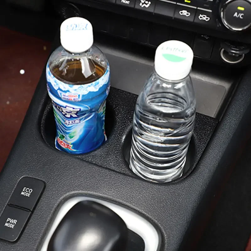 

For Toyota Hilux 2015-21 PVC Car Central Control Water Cup Holder Non-Slip Cup Holder Non-Slip Bracket Interior Car Accessories