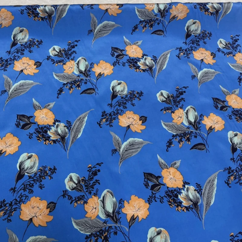 

1 метр, 100% шелк шелковицы, креповая шелковая ткань 16 мамме, синяя с желтым цветочным принтом, ширина 138 см, 54 дюйма, по дворам, XL290