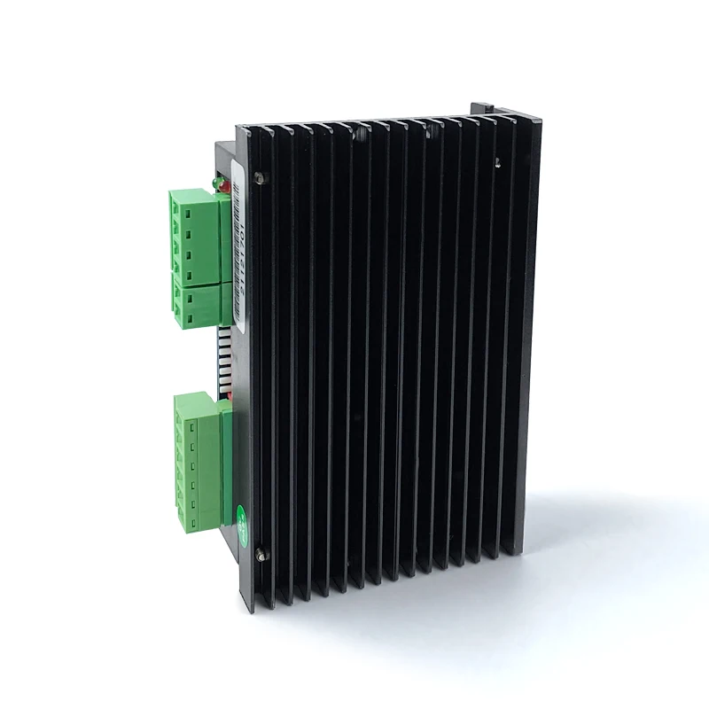 คุณภาพสูง Stepper Driver DM556D 5.6A Peak Current ใช้สําหรับ Nema23 และ Nema34 Stepper Motor
