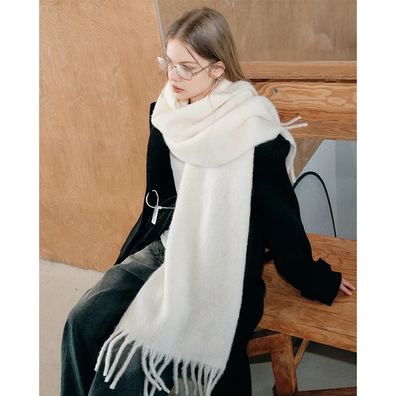 1pc Women's Elegant Thick Fleece Scarf - White Winter Warm Shawl with Tassels, Soft Durable Polyester Neck Wrap for Cold Weather, Christmas & New Year Gift, Formal/Casual Outfits (Sophisticated Style)