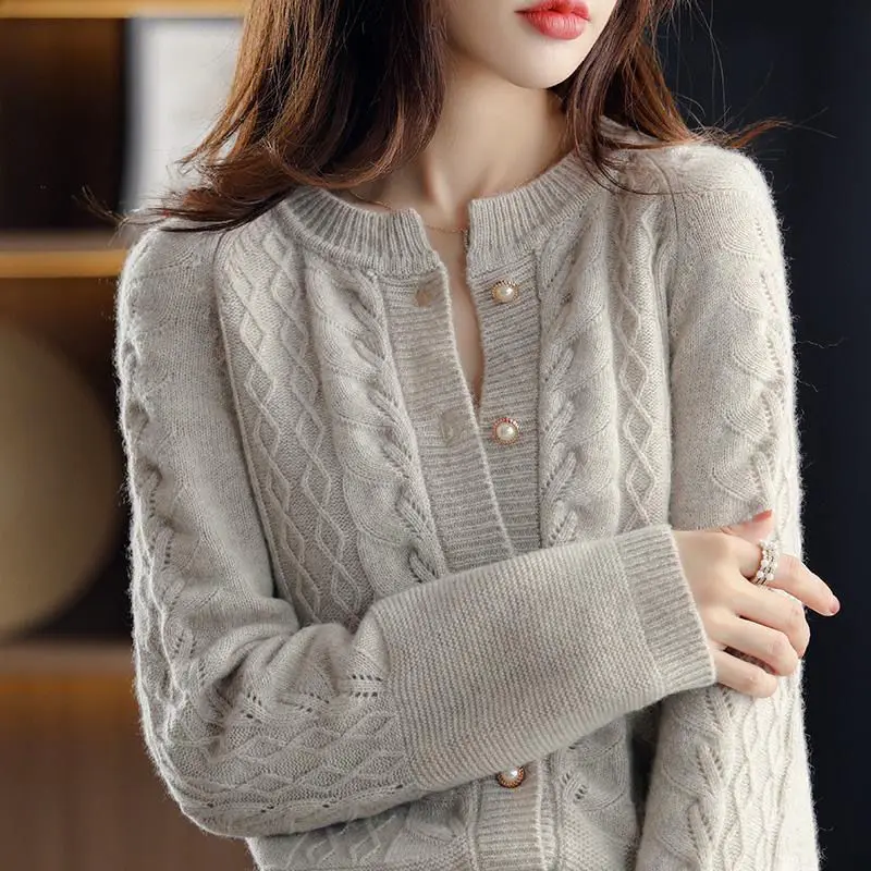 Women Autumn Simplicity Loose Solid Color O-neck Long Sleeve Knitwear Women Clothes Fashion All-match Knitting Cardigan Coat