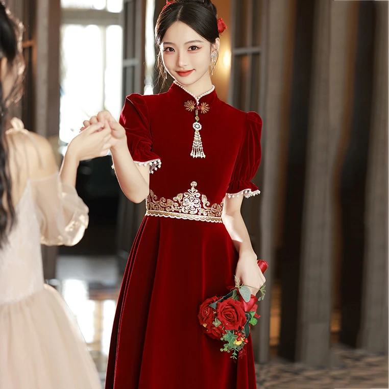 

Chinese Style Female Qipao Cheongsam Burgundy Velvet Bride Wedding Dress Toast Clothing Exquisite Embroidery Banquet Dress