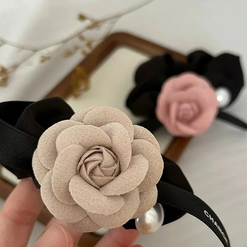 Retro Sweet Hair Ties Scrunchies Hair Rings Satin Camellia Flower Ponytail Holder Hair Rope Elastics Bands Headdress Ornaments