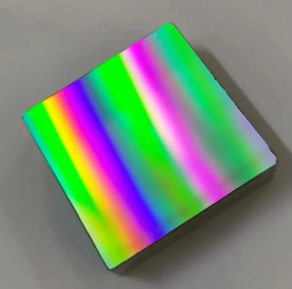 

High Precision Transmission Diffraction Brackets with 500 Lines/mm Cut Glass Grating Plate