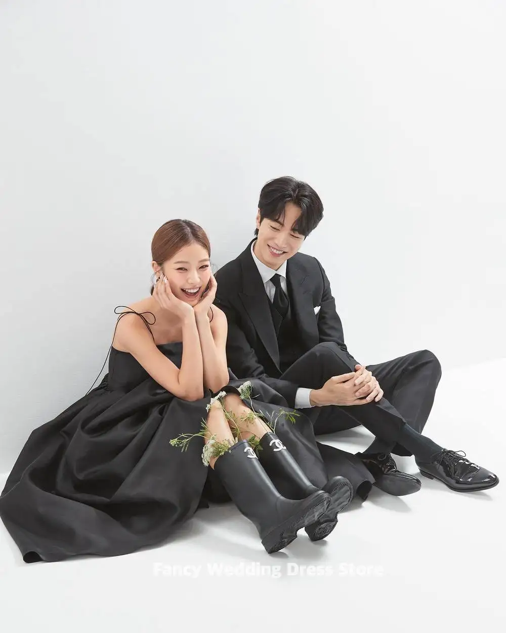 Fancy Simple Black A Line Wedding Dress Korea Photo Shoot Spaghetti Straps Soft Satin Bridal Gown Floor Length 웨딩드레스