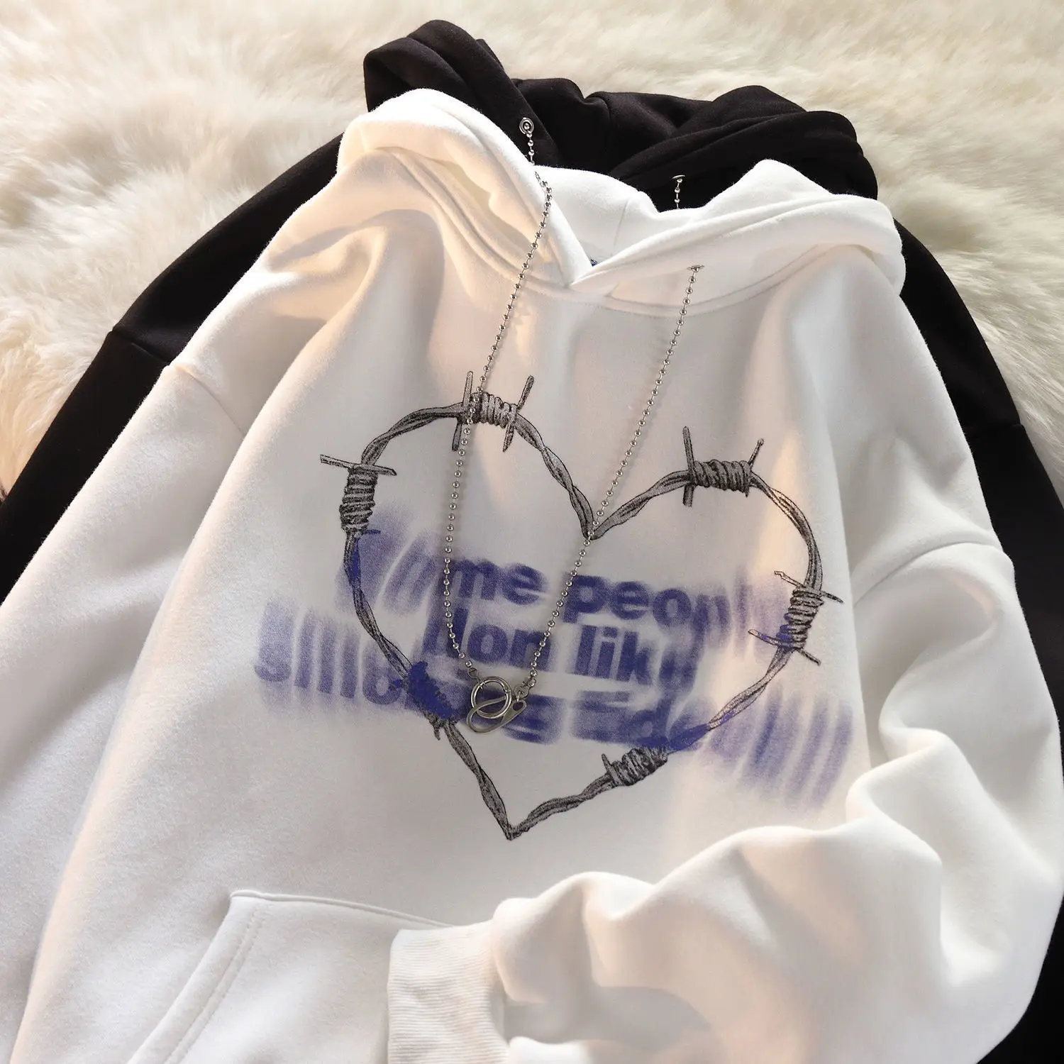 เสื้อฮู้ดผ้าฝ้ายทรงโพลโรนสำหรับผู้หญิง สไตล์ลำลอง แขนยาว สตรีทแวร์ สีพื้น น้ำหนักเบา เหมาะสำหรับฤดูใบไม้ผลิและฤดูใบไม้ร่วง รุ่นใหม่ อเนกประสงค์ ทรงครอป