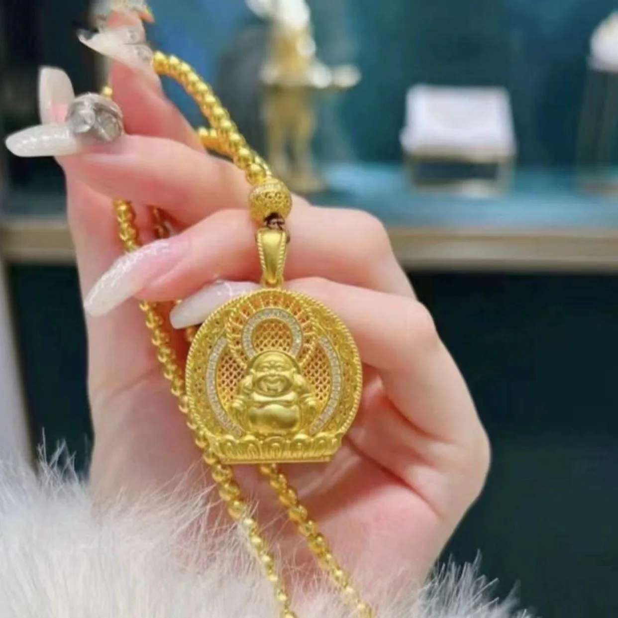 

Brass Gold-Plated Ancient Method Inlaid Diamond Maitreya Light Shining Pendant For Women Chinese Style Wealth Attracting Buddha