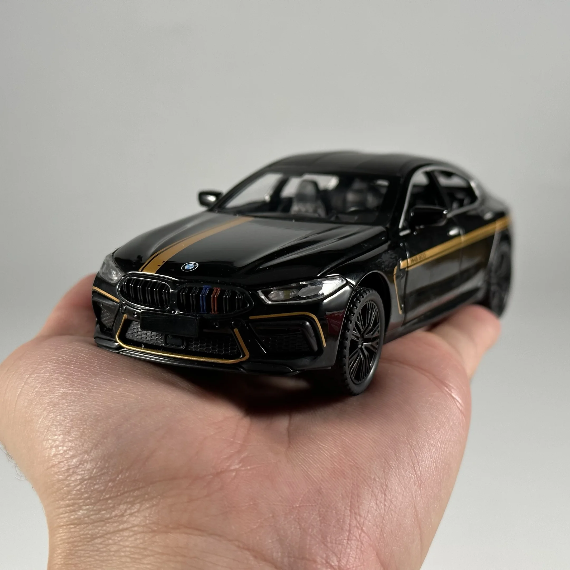 1:32 BMW M8 MANHART MH8 Diecast Metal Car with Sound & Light