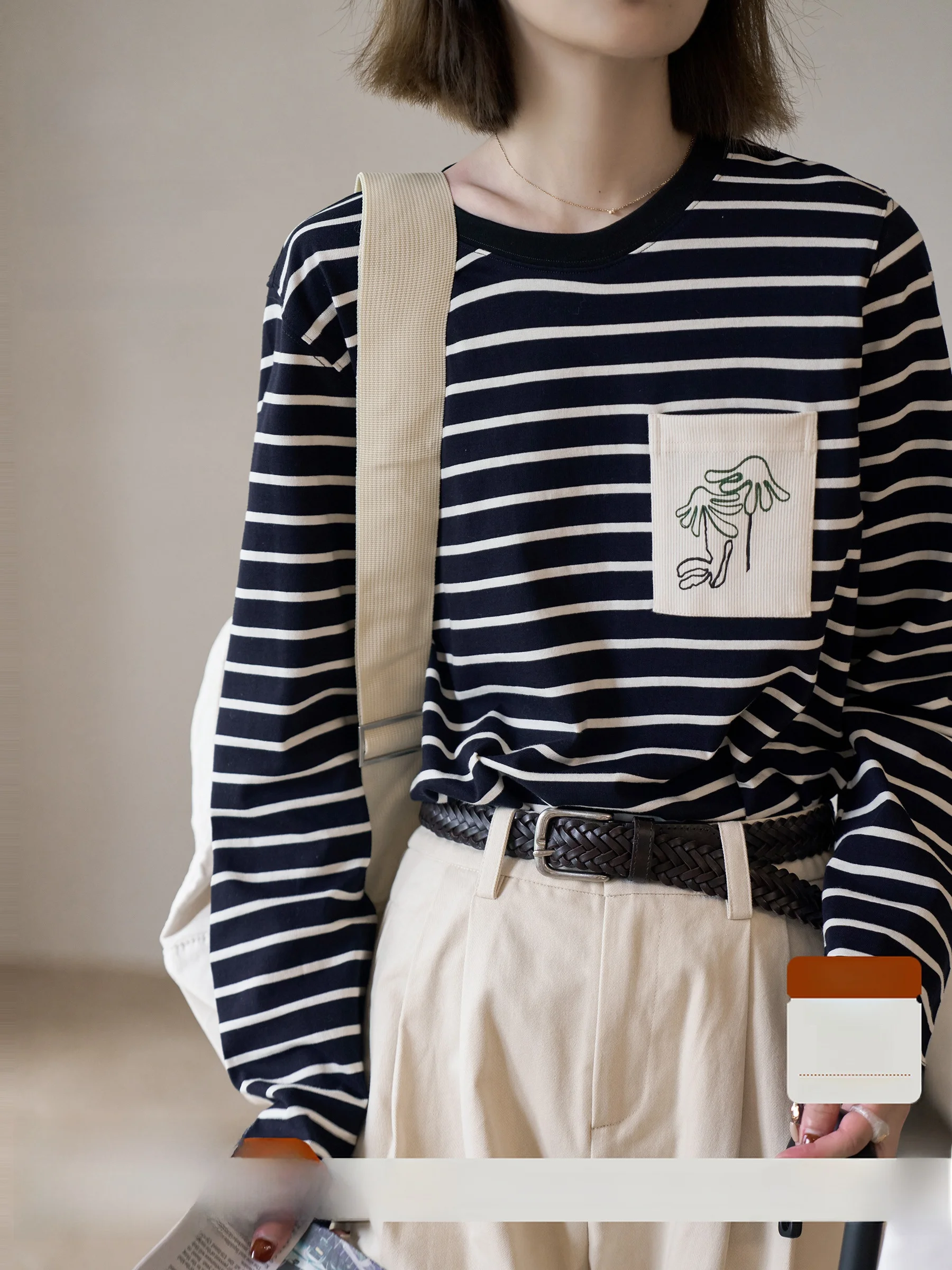 

Длинная футболка в полоску из чистого хлопка, женская свободная футболка с овальными плечами, круглый топ с буквенным принтом, повседневная осенне-весенняя мода