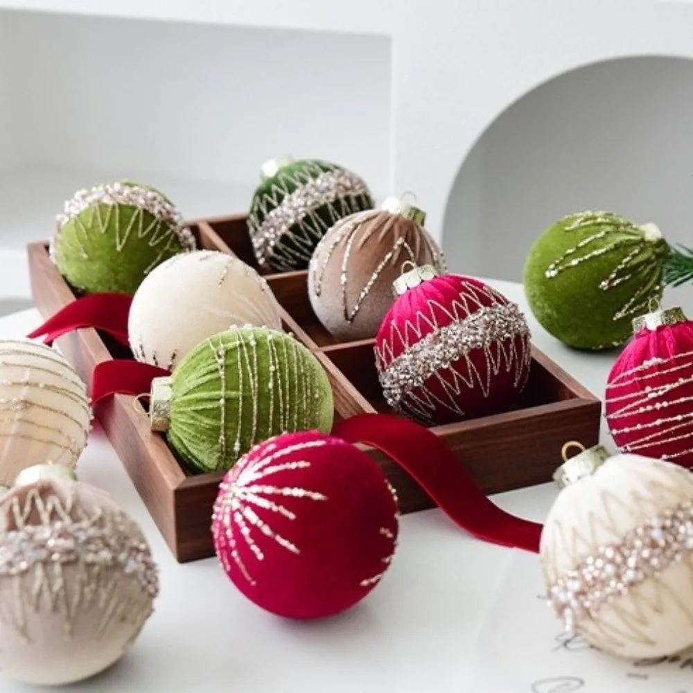 

4pcs 8CM Velvet Christmas Balls Flocking Glitter Christmas Ball Decoration Shatterproof Reusable Xmas Tree Hanging Pendants