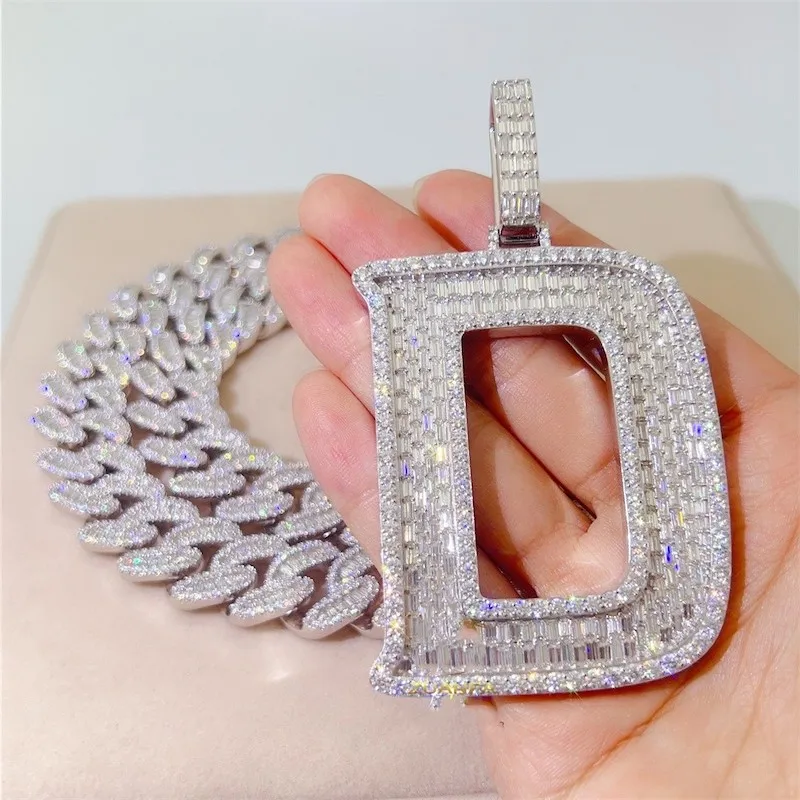 

JEWE Custom High-end Hand Making 925 Silver Hip Hop Baguette Diamond Iced Out Moissanite Pendant Letter Initial Necklace Chain