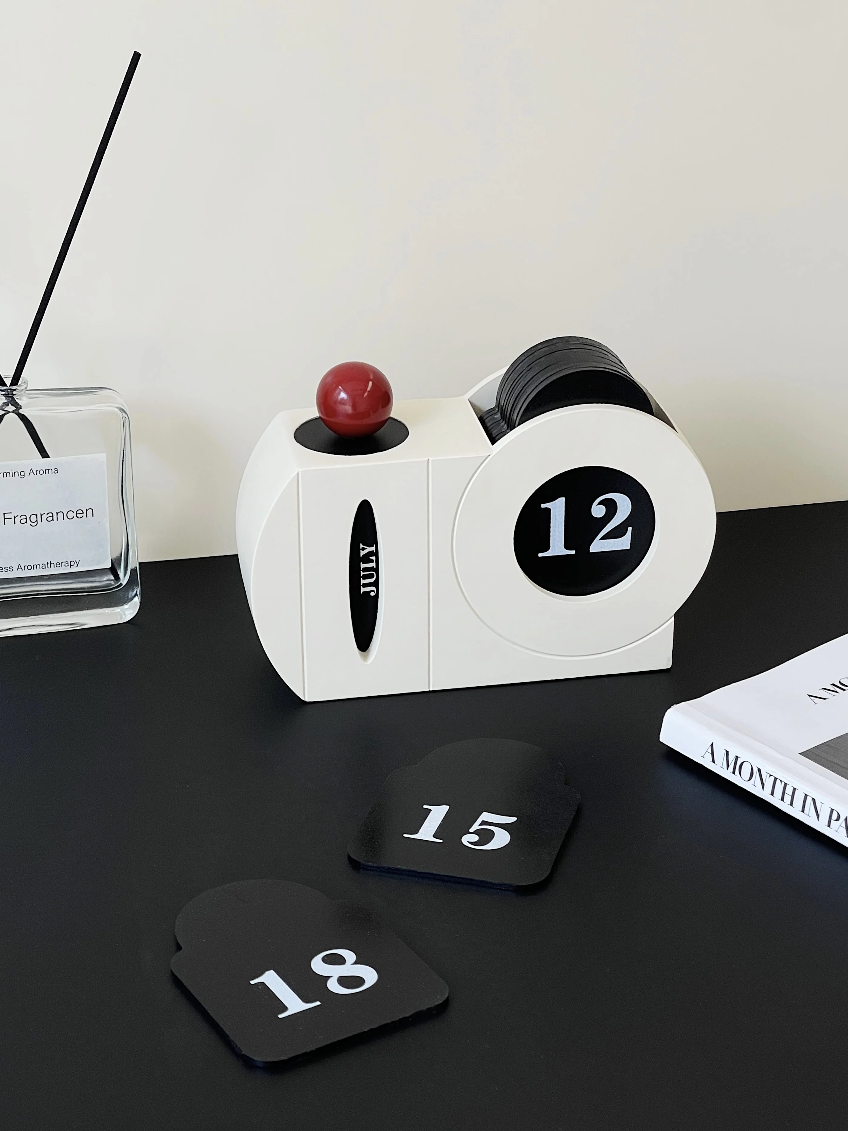 Cream wind perpetual calendar desk calendar desktop ornament retro high-end home decoration housewarming gift